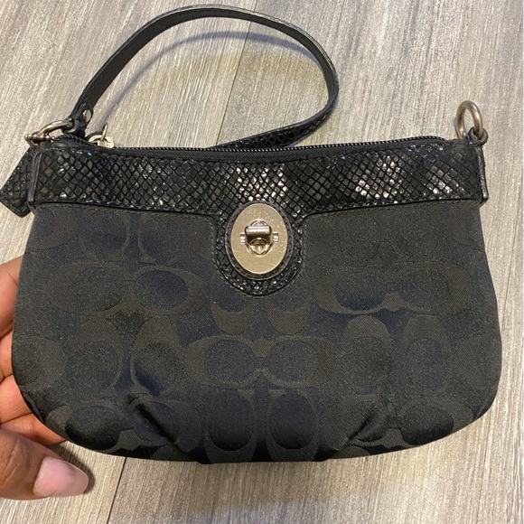 Coach Signature C Y2K Pouchette Black w/ Patent Leather Snake Print Trim - Picture 5 of 6